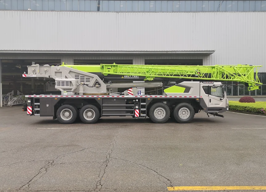 ZOOMLION 30 ton ZTC300V562 mini truck crane for sale