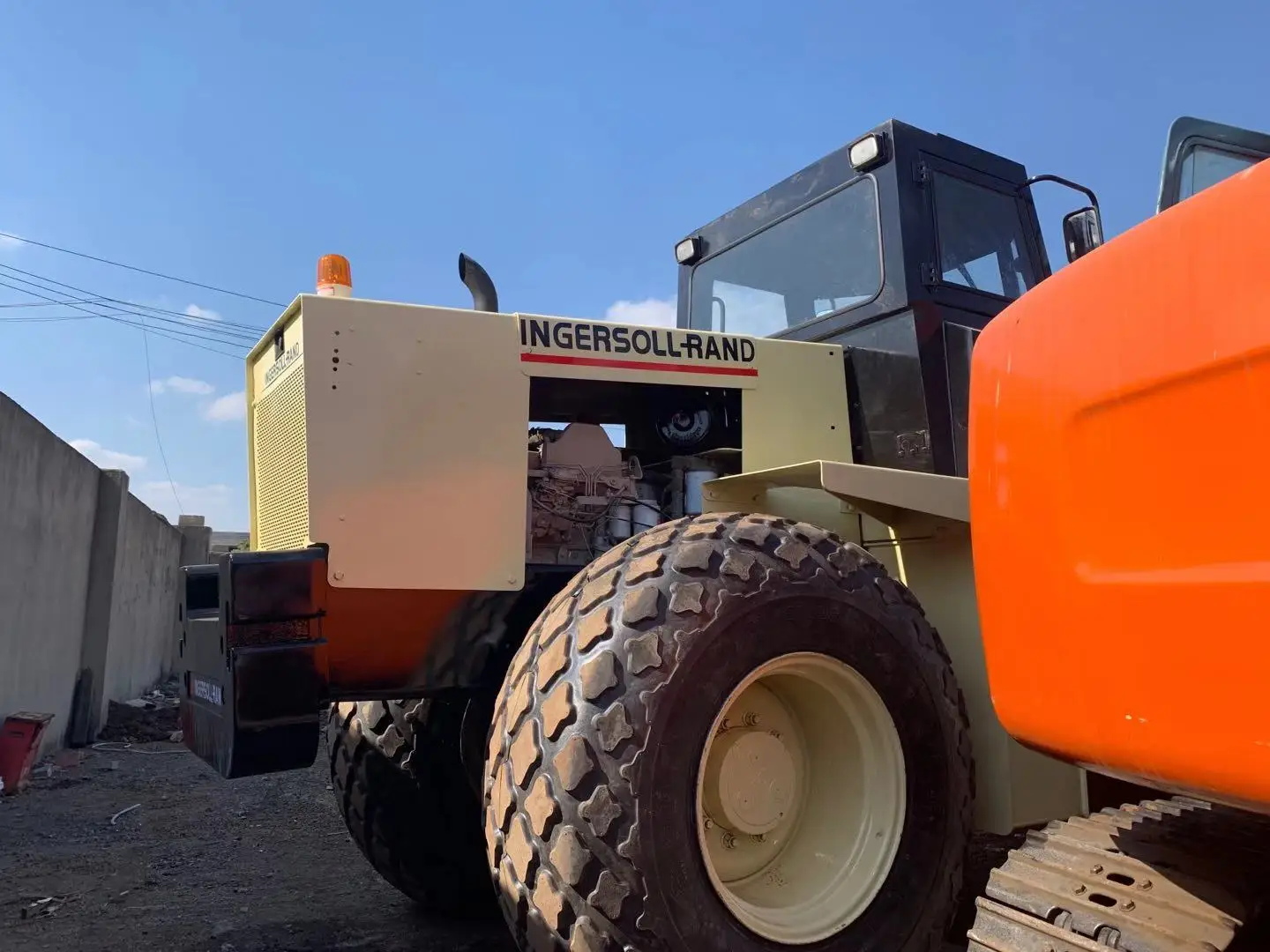  Б/у товары Лидер продаж недорогой ролик Ingersoll-rand Sd100d для