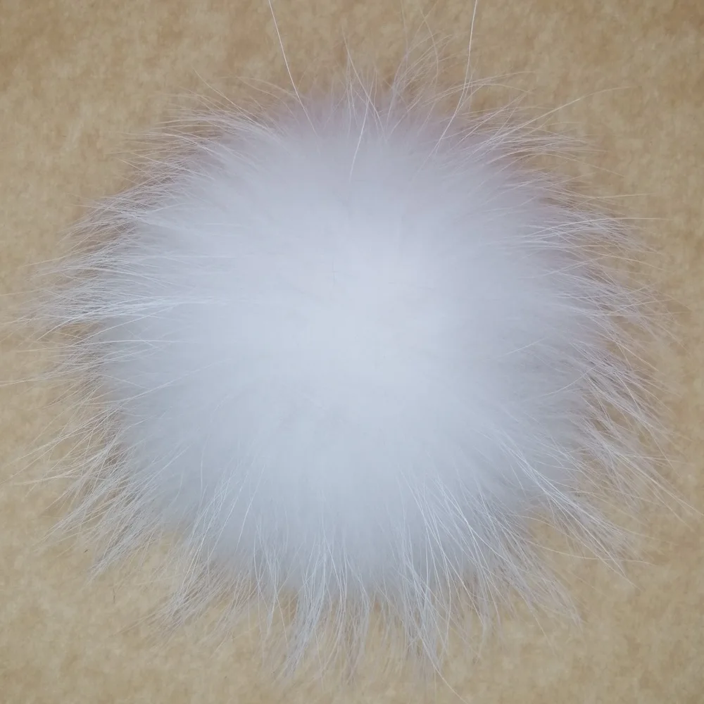 Fluffy Large 15cm Raccoon Fur Pompom for Beanie Hats