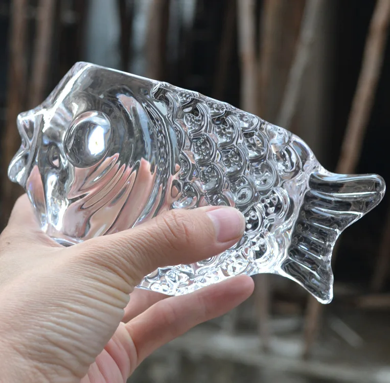 Hot Selling 340ml 11.5oz Fish-Shaped Design Glass Ice Cream Cups and Salad Bowl for Wine Whisky Drinking Glassware