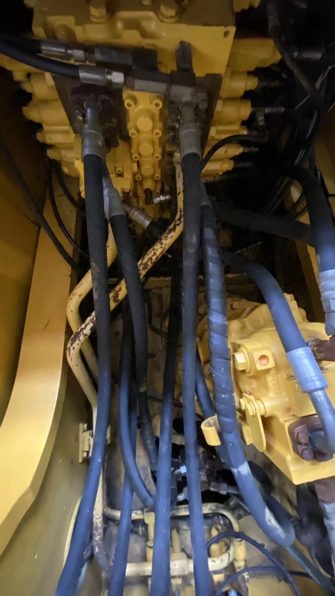 Real-time data display Used Original Excavator machine Japanese Original  komatsu pc210-7  Excavator For Sale