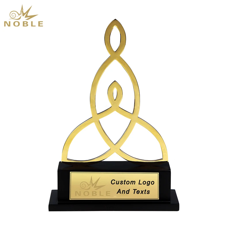 Noble Gold Metal Abstract Geometry Trophy With Wooden Base Business Gift Custom Logo Beauty Trophy Award