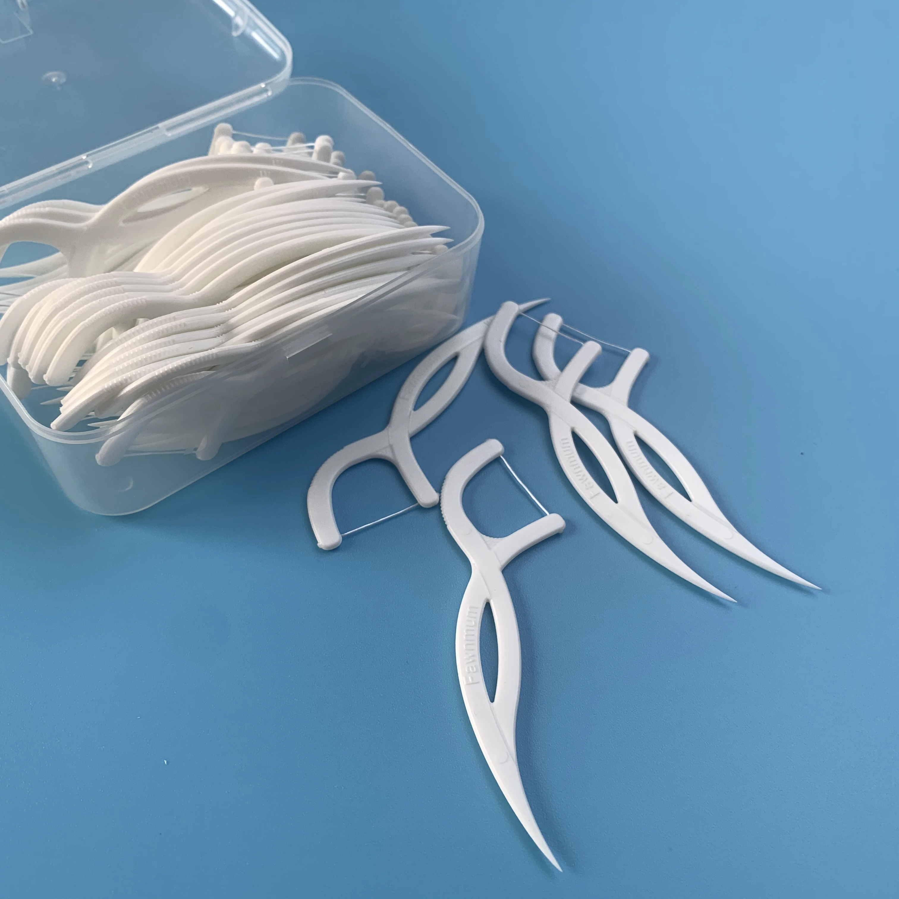 Cheap Wholesale Dental Flossers Bar Rod Pick Clean Tooth Pick With Threads Oral Cleaning Care Teeth Stick Toothpicks 50pcs