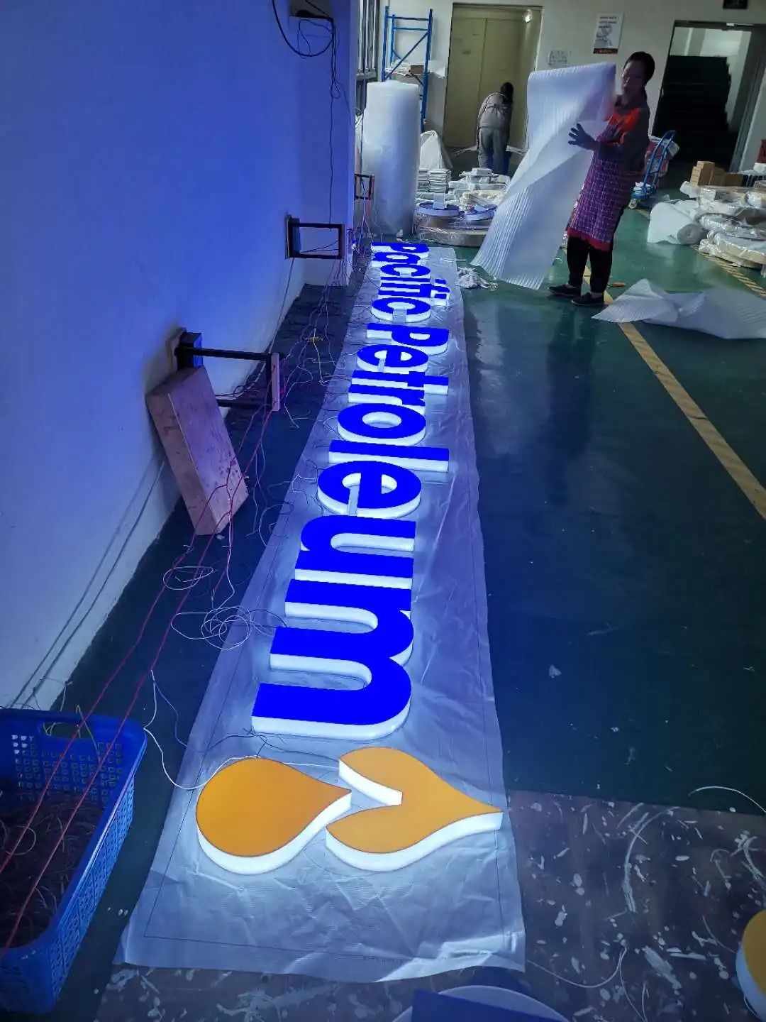 Xzr Customized Led Channel Letters Outdoor Store Signage 3d Acrylic Logo Letter Sign