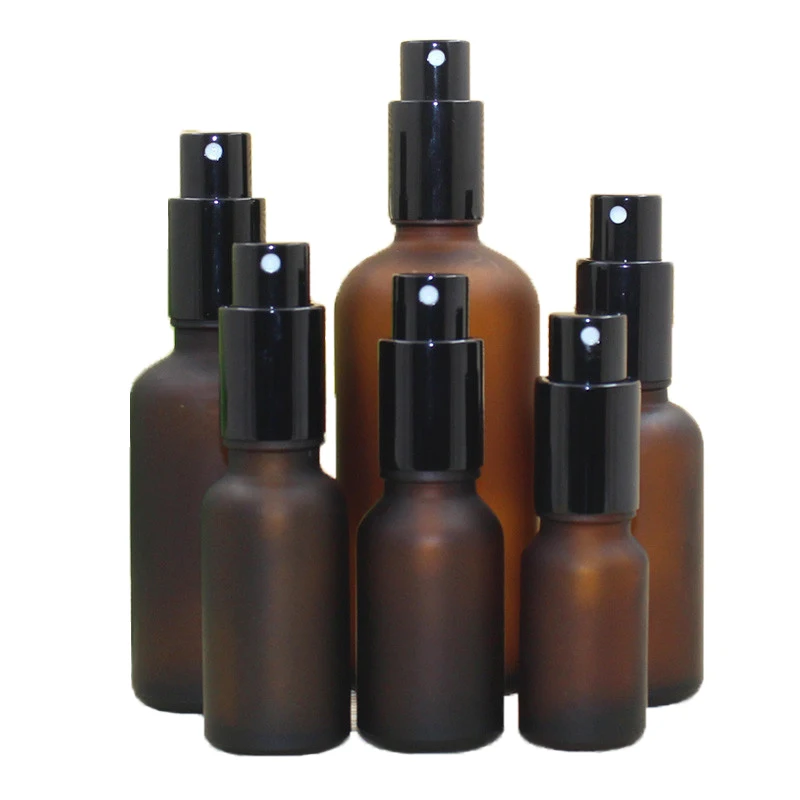 Wholesale empty frosted amber glass essential oil perfume bottles with black Fine Mist Atomizer sprayer 10ml 30ml 50ml 100ml