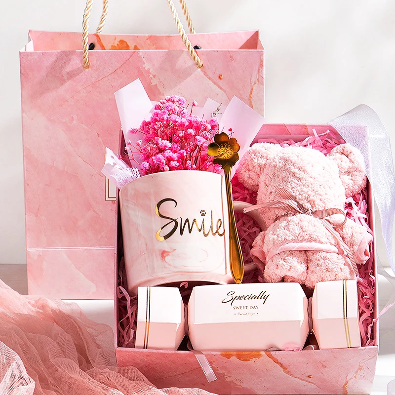 anniversary gift souvenir items for bride Maid of honor wedding towel birthday gift