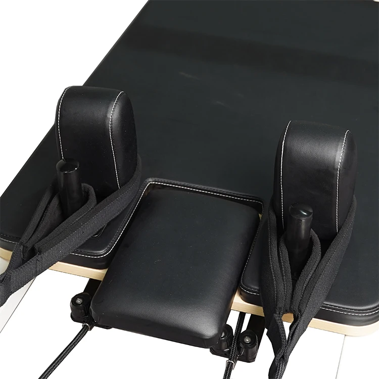 Pilates Core Bed in Yoga Studio Aluminum Alloy Fitness Bed for Personal Education