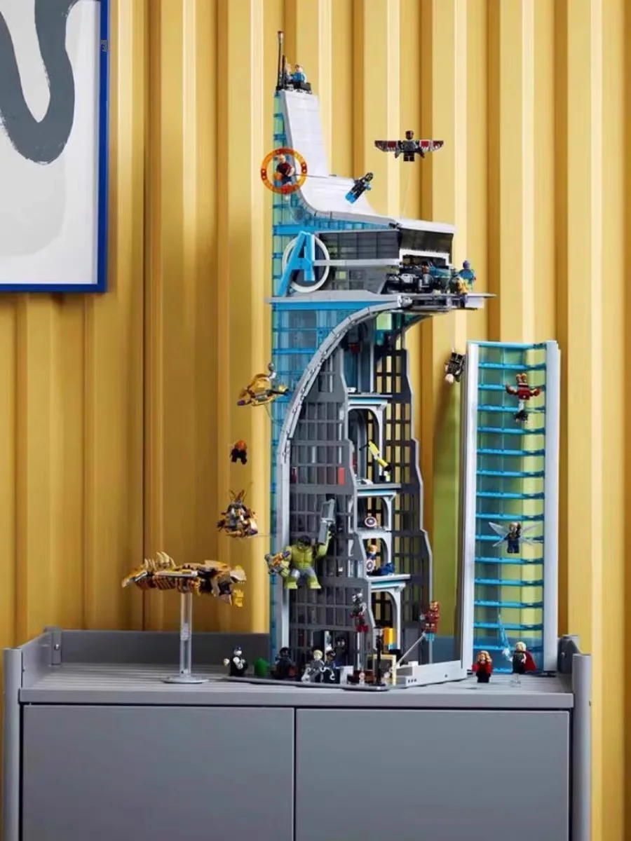 Avengerr Tower Building Kit Detailed Recreation of The Iconic HQ Featuring Classic Movie Scenes 31 Figures and Authentic  76269