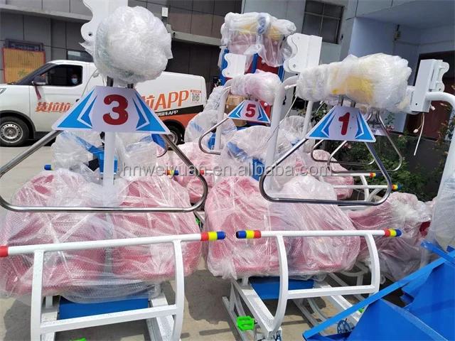 rotating bee rides6.jpg