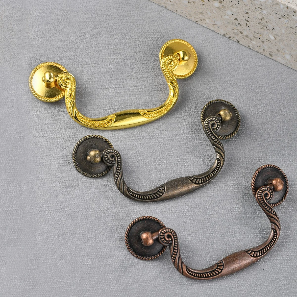 Modern pastoral antique handle wardrobe zinc alloy hole distance 95mm European style door drawer cabinet door handle