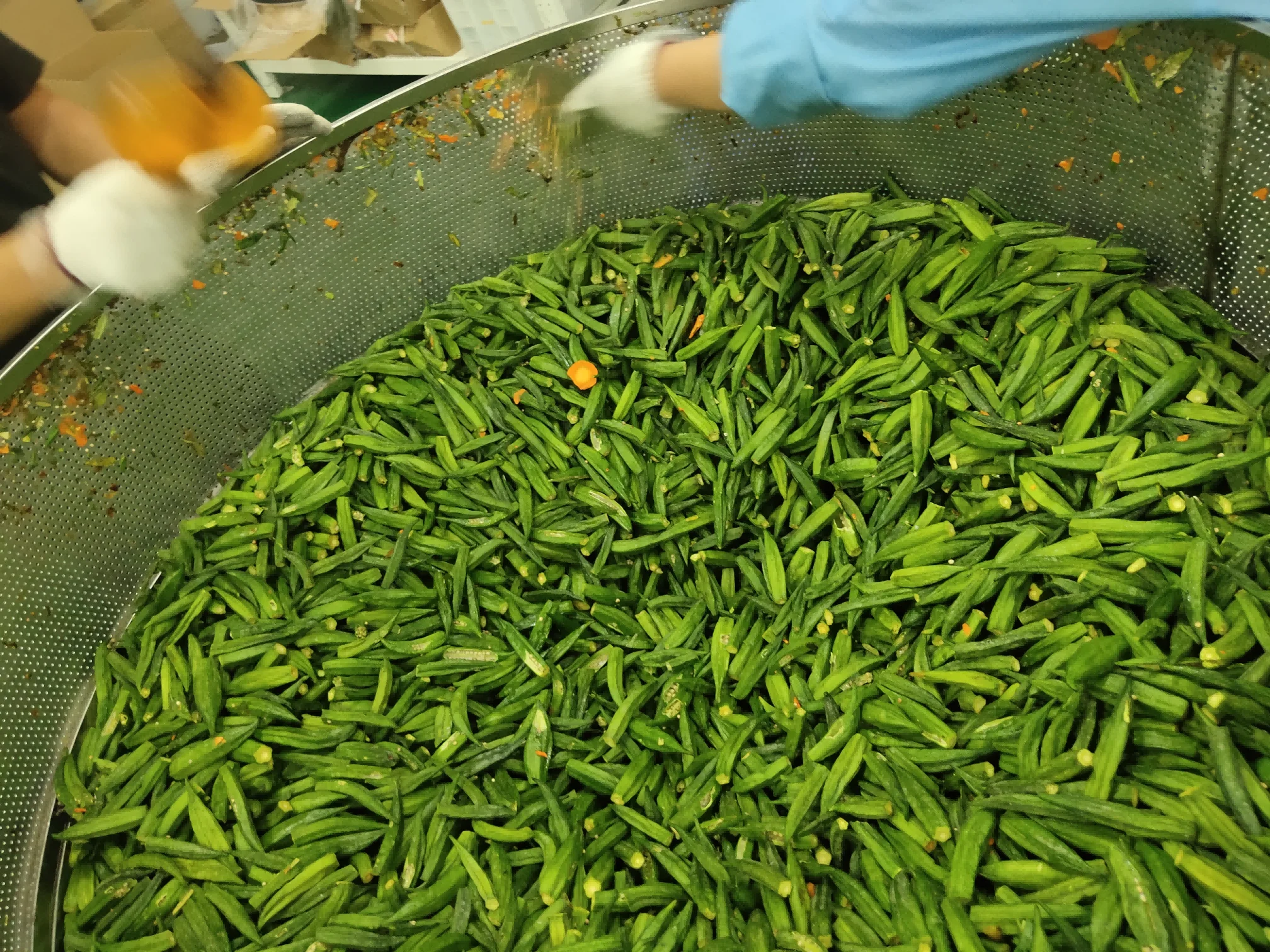 2023 Full Automatic small scale vacuum fryer vacuum frying production line vacuum fried beetroot machine