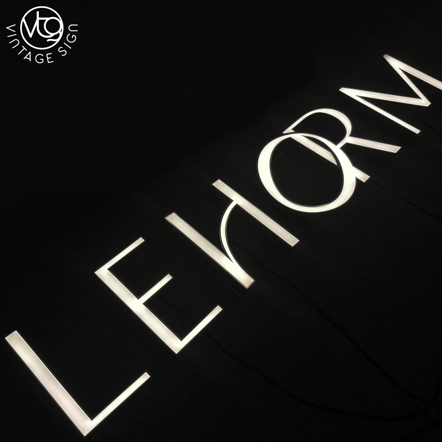 Free Design Sign Front Lit Letters Logo Programmable Custom Outdoor Store Front Face Illuminated Sign Letters With High Quality