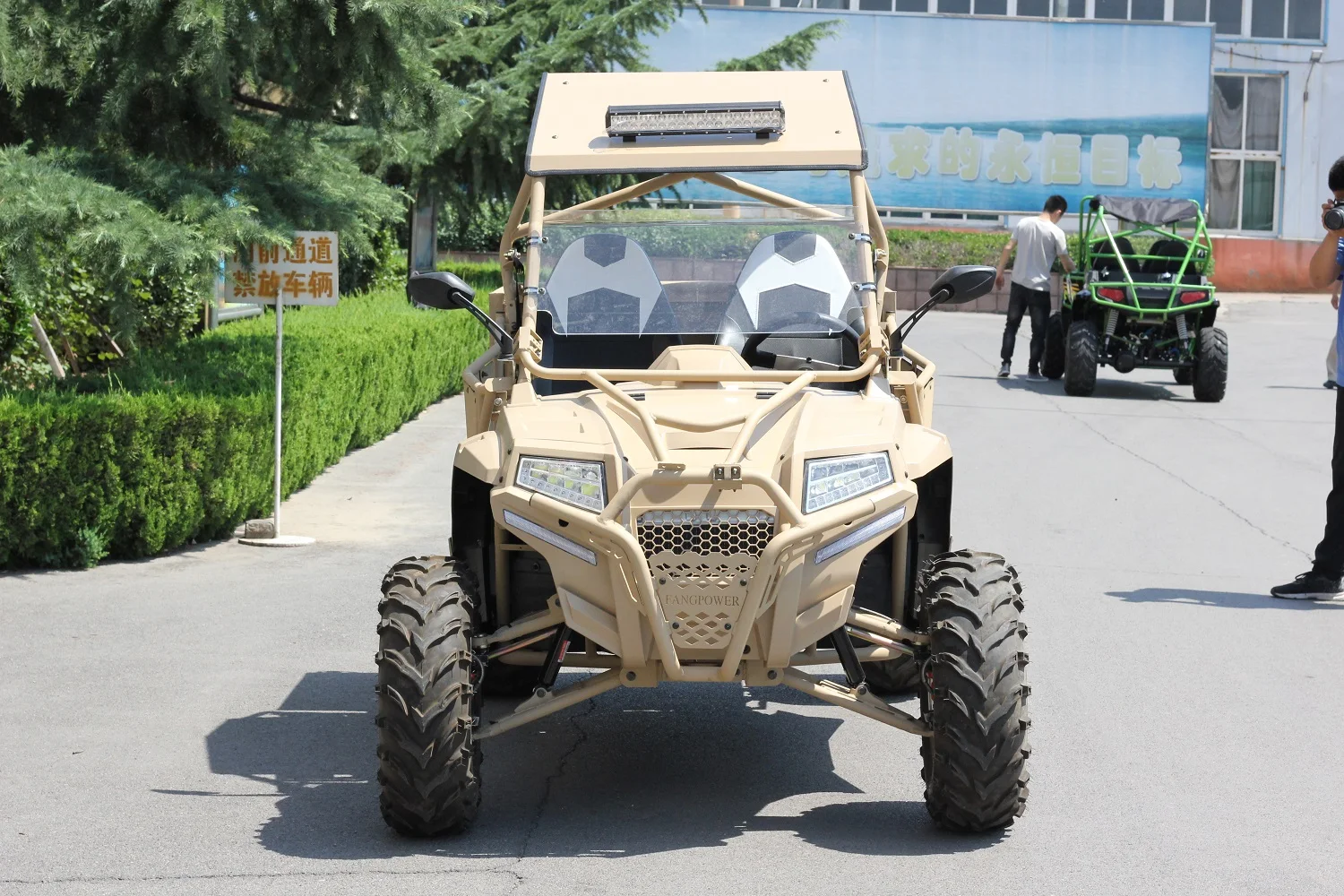 Fangpower Fashion design engine 400cc shaft drive CVT 2 seater side by side farm utv with EPA CE for sale