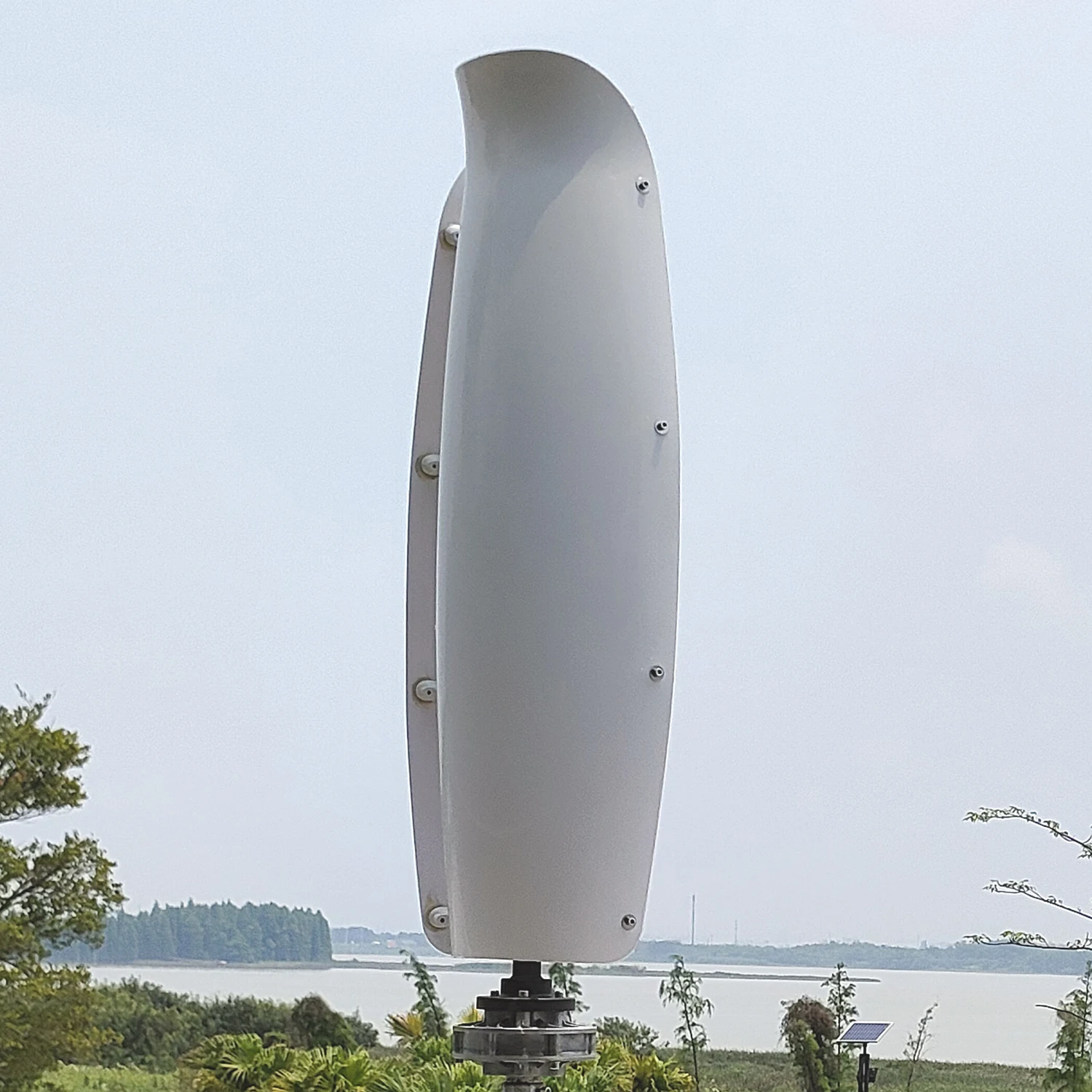 Low Noise 5KW Vertical Wind Turbine Tulip Windmill AC Output 48V With CE Certification
