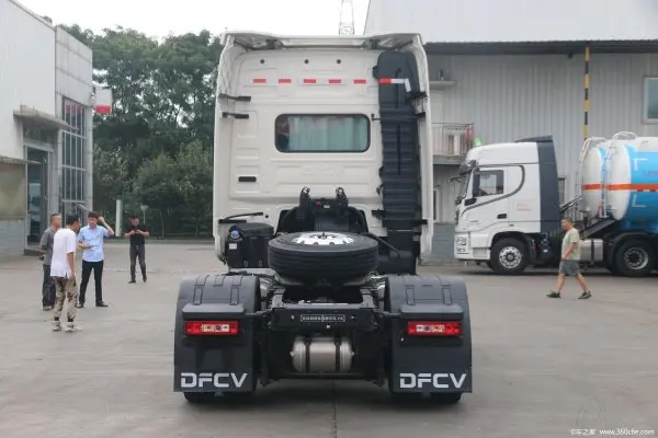 Dongfeng 4180 GX New Condition Tractor Truck 520HP 4x2 Cummins Diesel Engine Fast Gearbox Euro 5