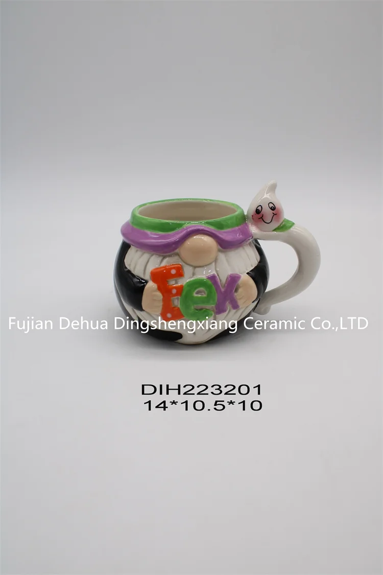 Promotional cheap restaurant christmas design hand painted porcelain ceramic milk jug