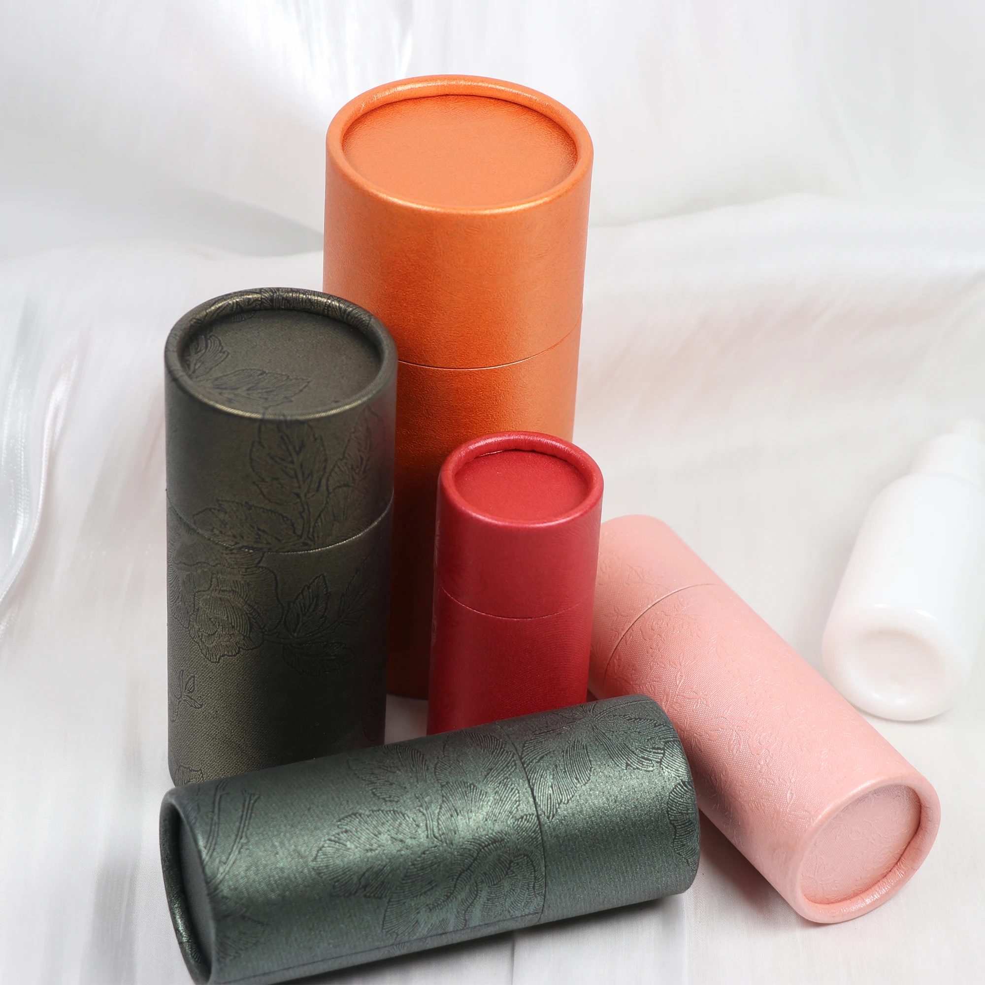Custom Printing Cardboard Paper Cosmetic Tube Recyclable Paper Tube for Cosmetic Packaging