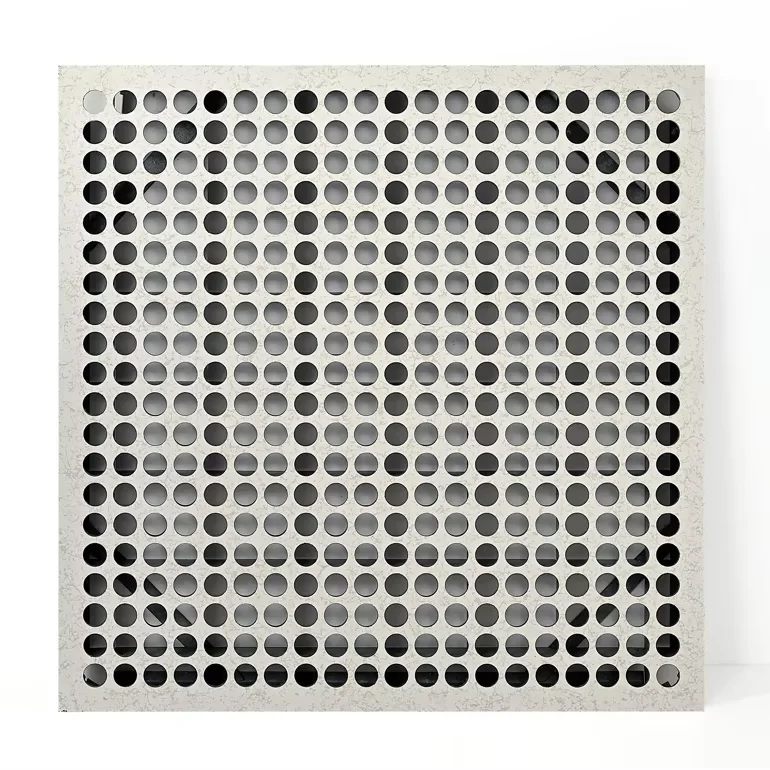 Surface flatness High dimensional accuracy can be fitted with assembled anti-static all-steel ventilated floors