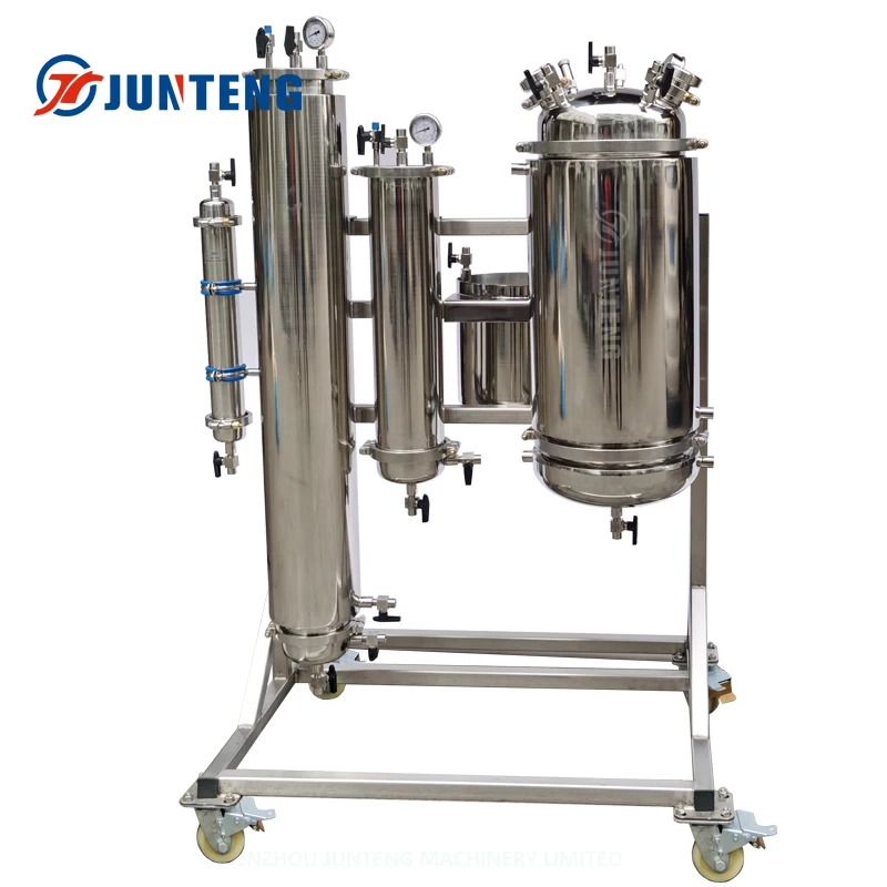 Extractor with double coil and recovery tank essential oil extractor