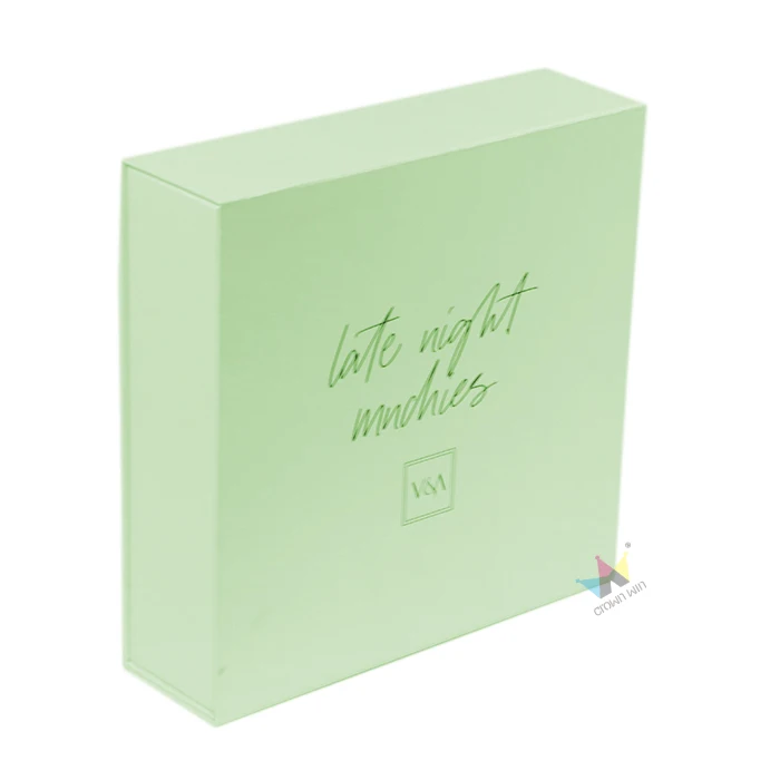 Custom CMYK Printing On Cardboard Packaging Boxes Folding Package Box For Clothes