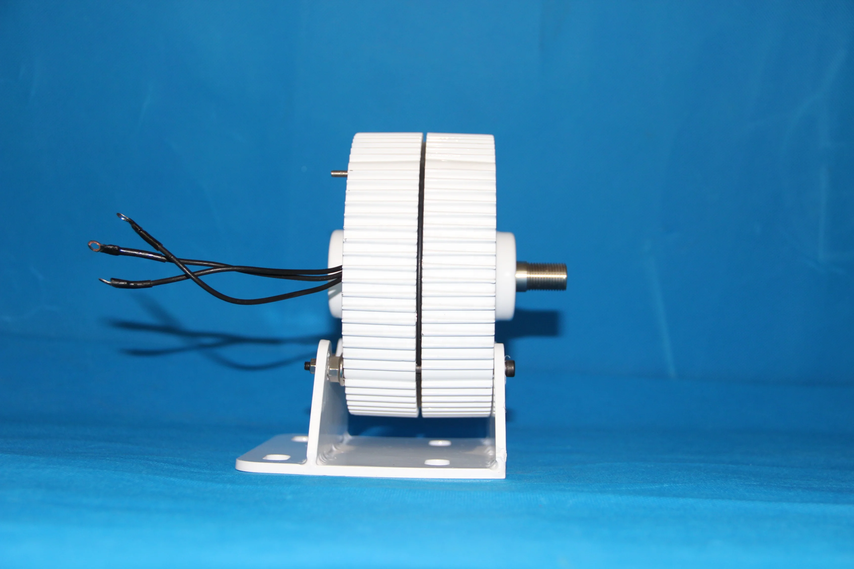 Base M-300W 400W Aluminum and Magnet Efficient and Low Noise Wind Mill Generator for Wind Water Turbine alternator generator