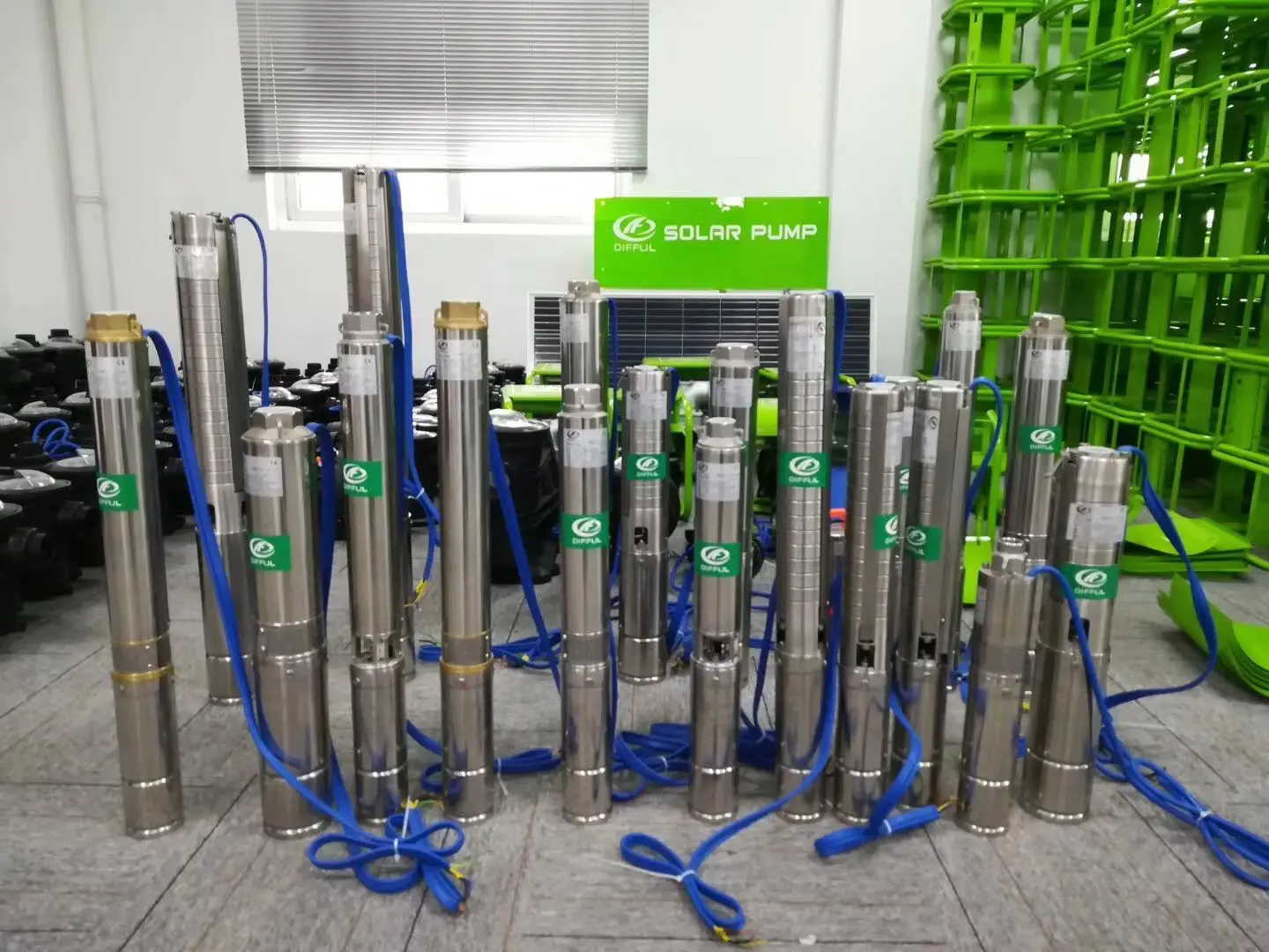 difful solar pump  10hp submersible solar water pump   solar water pump for agriculture farm irrigation