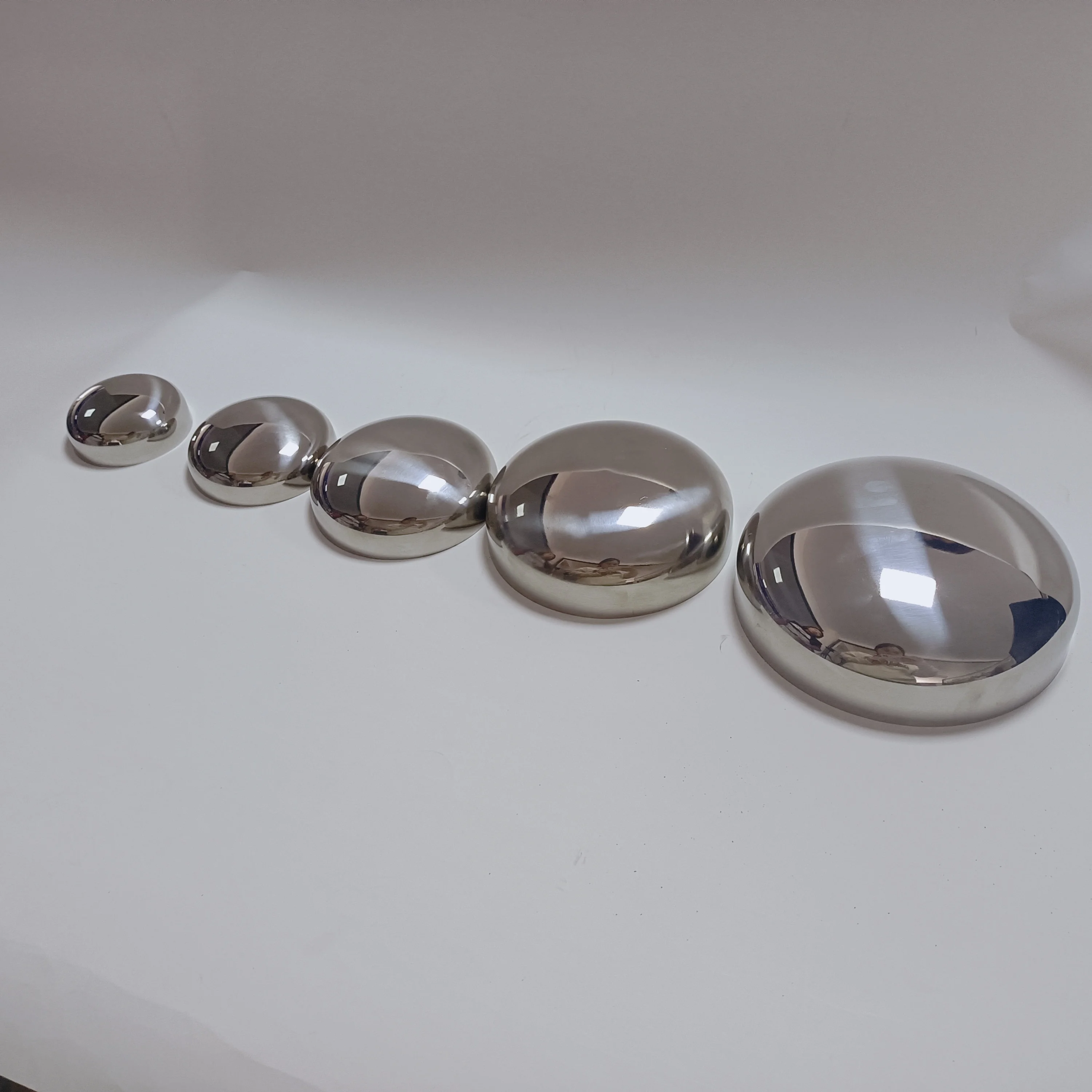 Stainless Steel 304/316L Forged Elliptical Spherical Dished Heads for Pressure Vessel Storage Tanks Hemisphere Head End Cap