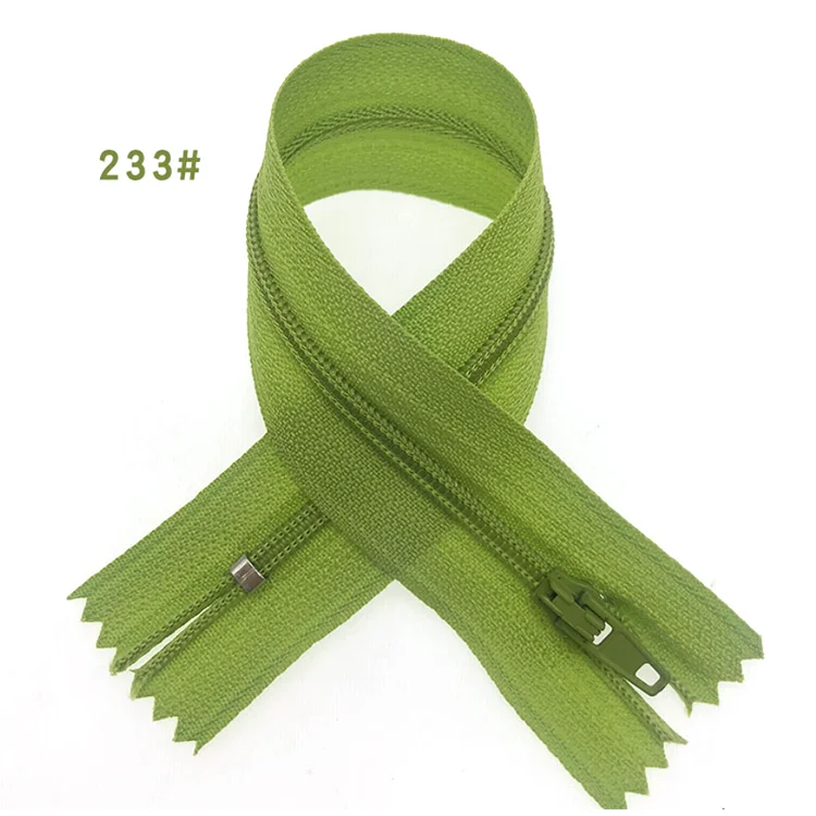 Wholesale FFY 3# 5# size zipper for garment manufacturing bags custom zipper plastic zipper