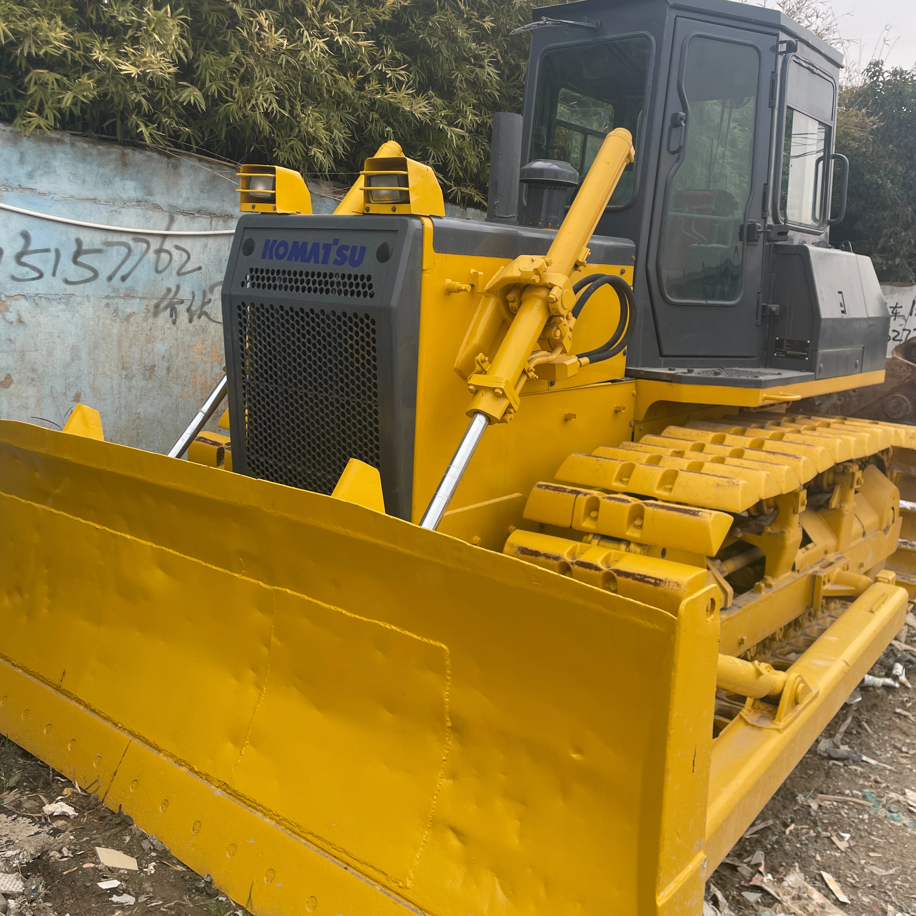 HANGKUI KOMATSU D65EX original  bulldozer with EMA CE EPA certifications,with high quality and favorable price ,KOMATSU D65EX
