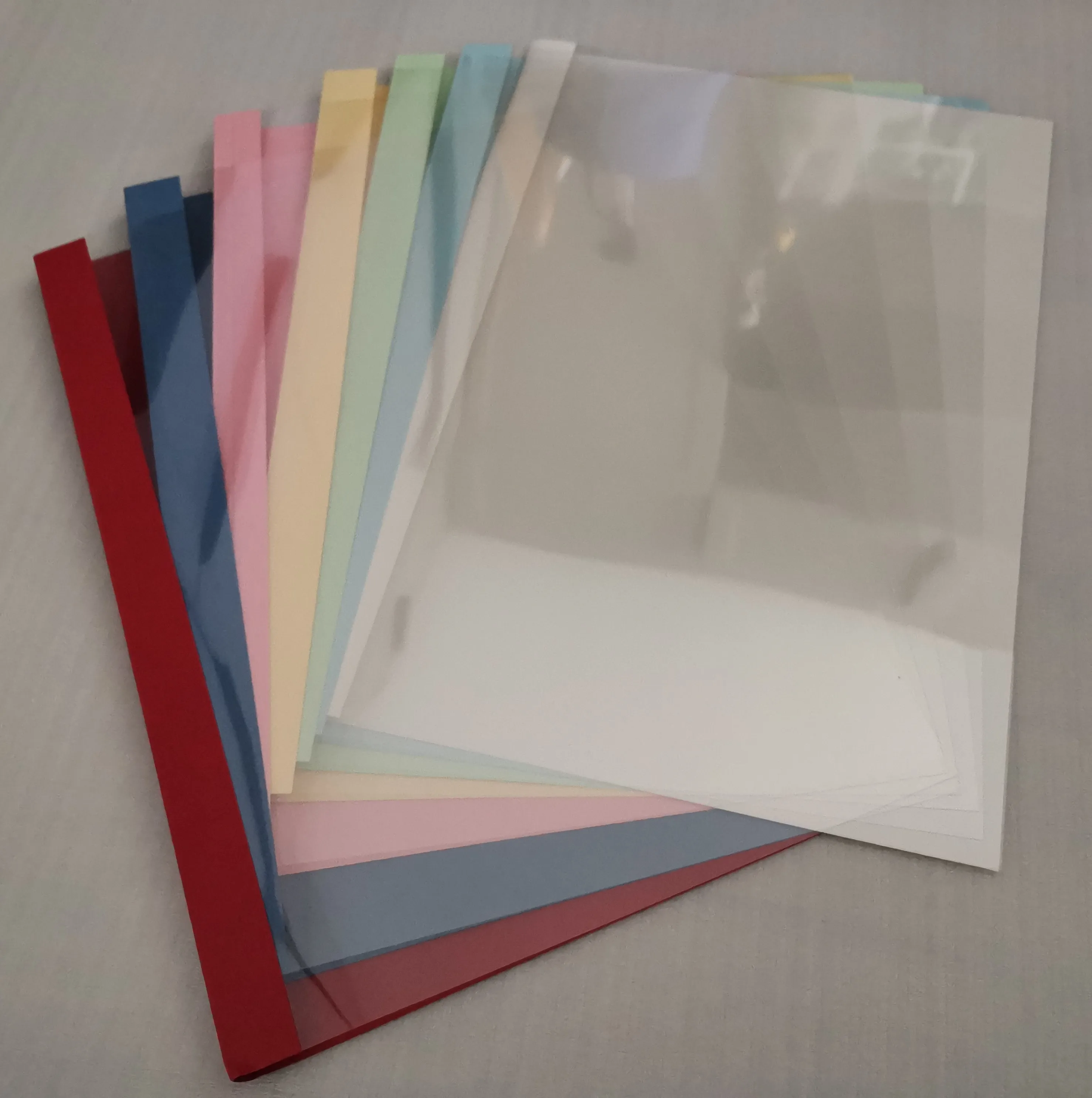 
A4 binding cover sheet for document binding system 