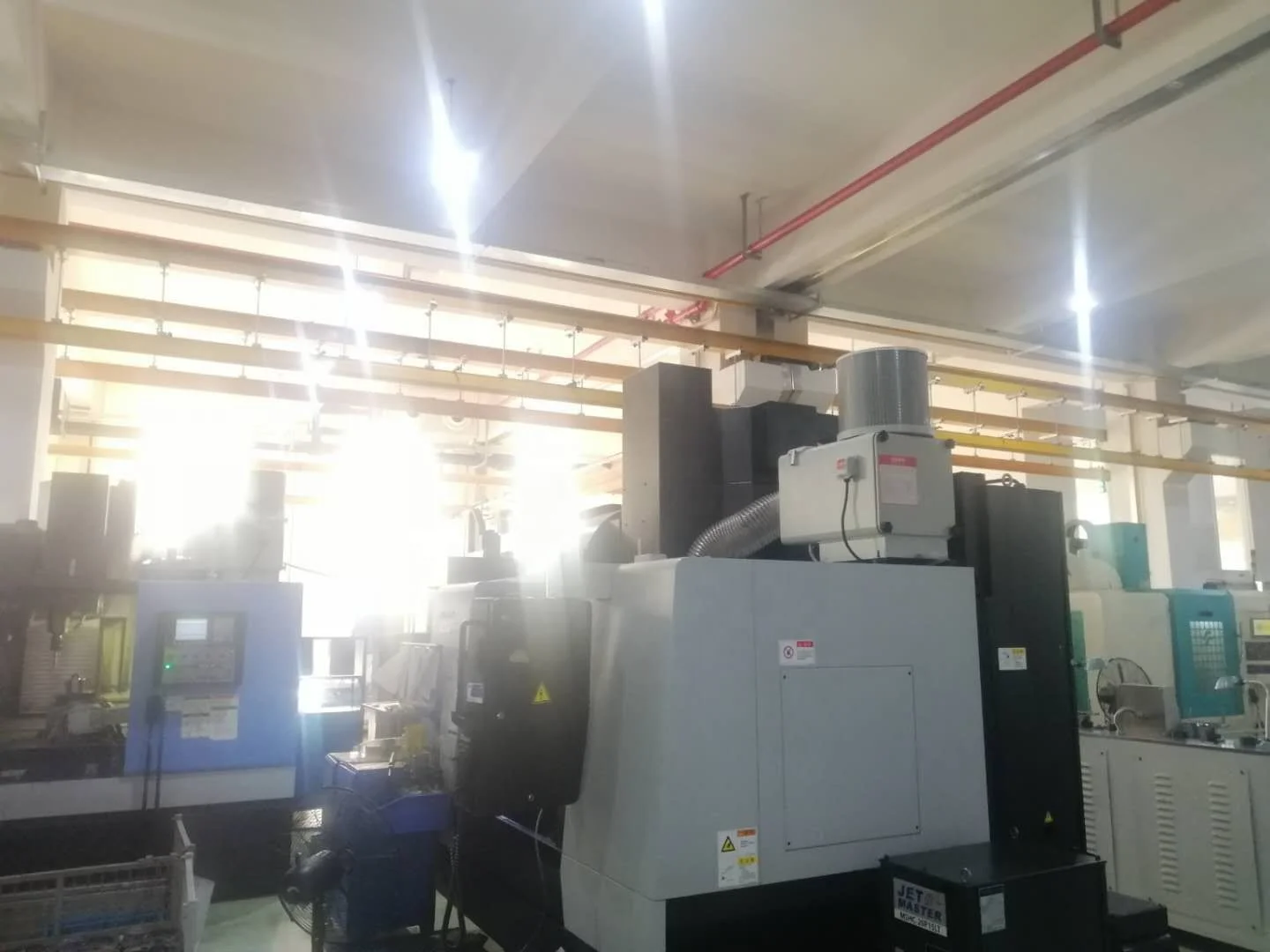 Qingdao Manufacturer Smoke Fume Separator Machine Extractors Media Filter Oil Mist Centrifugal Collector for cnc Machine