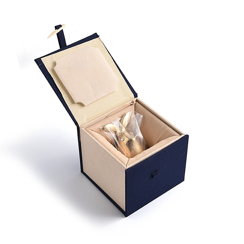 Gold Brass Metal School Office Home Tabletop Decorative Table Decor Paper Weight