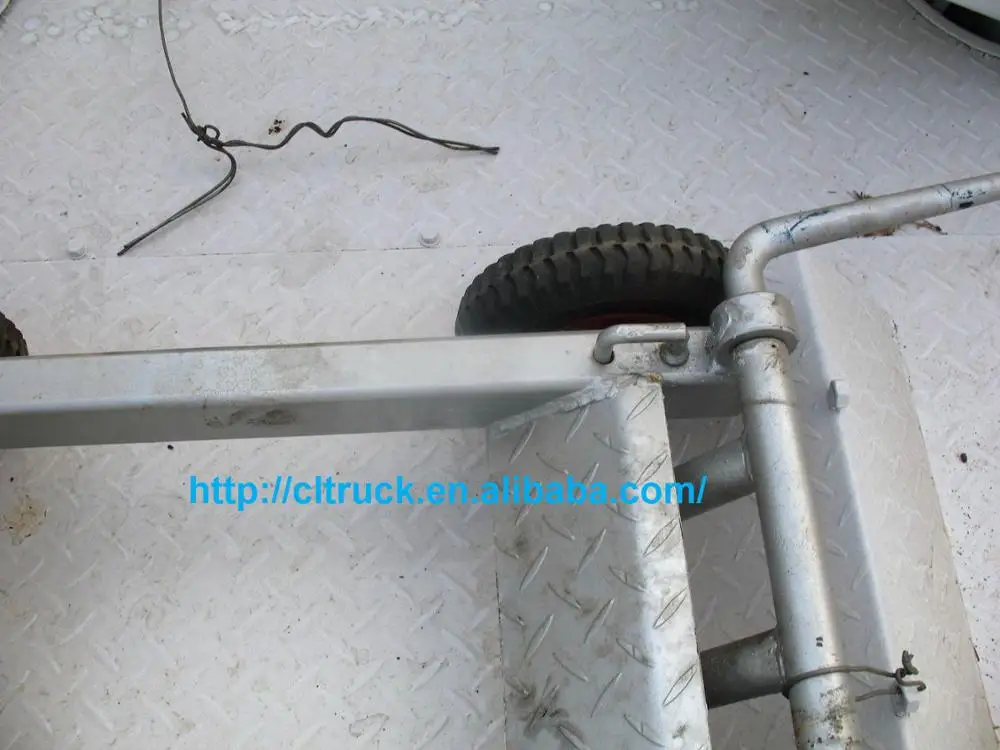 China customized ISUZ-U 4x2 wrecker towing truck with warning light