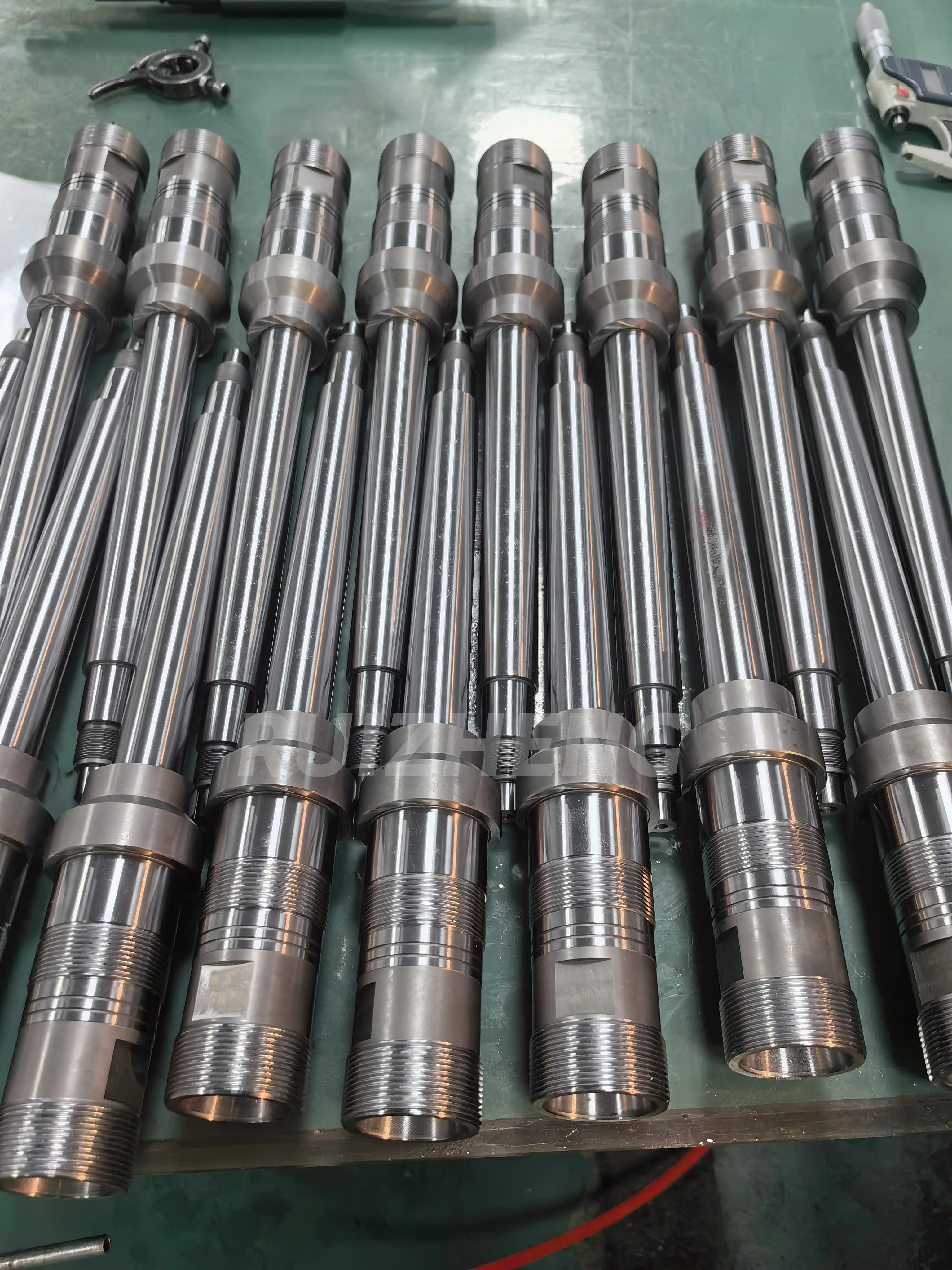CNC small metal pin shafts price steel custom round shaft precision shaft bt40 spindle