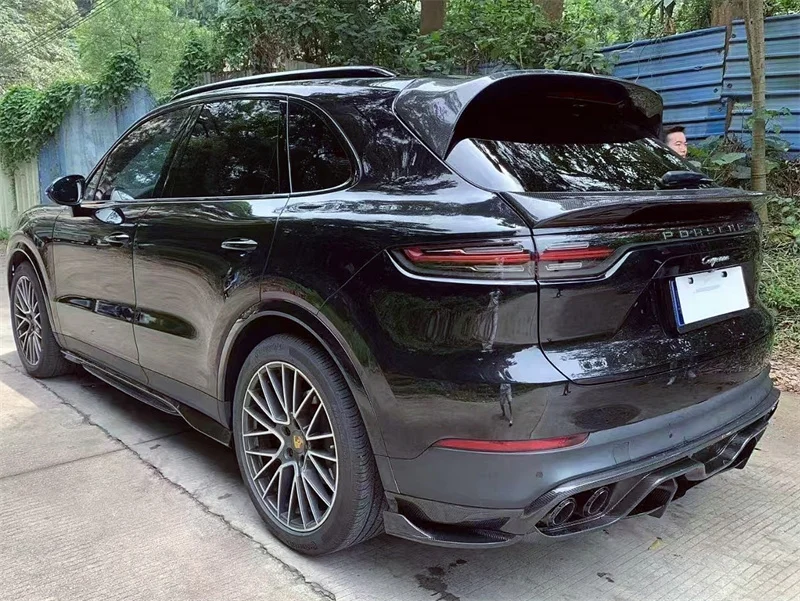 Front bumper edge side skirts  rear diffuser rear spoiler for the Porsche Cayenne 18-21 TK style carbon fiber body kit