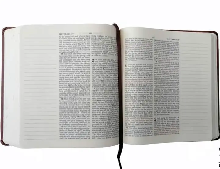 Thin printing thin weight bible paper for religious publications, dictionary and pharmaceutical inserts