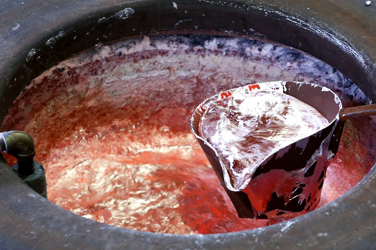 Factory  Induction Heating Furnace 1-3tons Aluminum Melting Furnace 1 tons Aluminum Scrap Melting Furnace For Recycled Aluminum