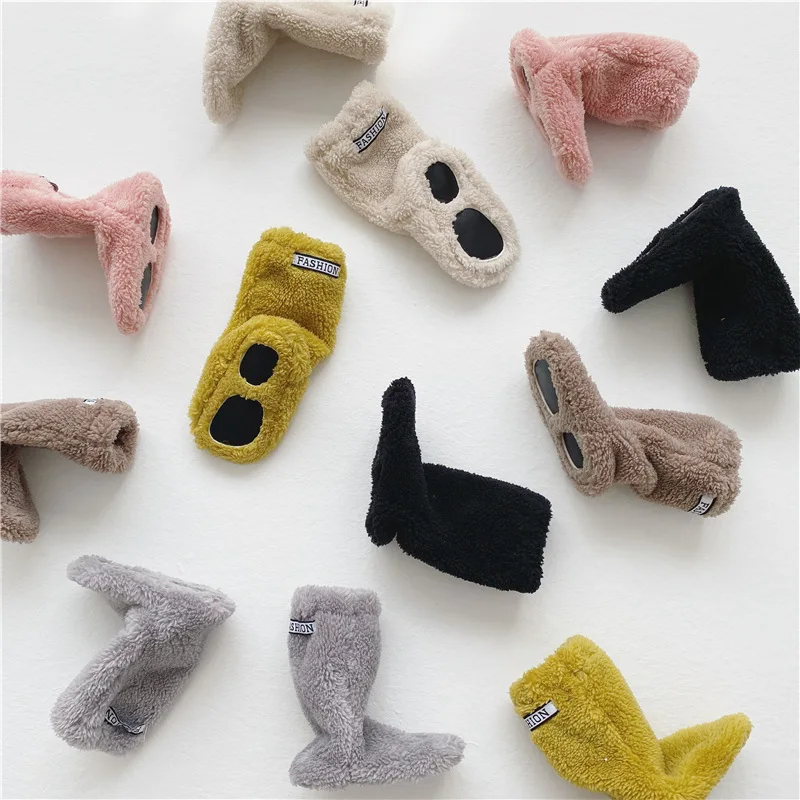 Q2-baby Unisex-Baby Newborn Fleece Boots Coral Velvet Warm Booties   Bootie Socks Soft Non-Slip Grips Bottom