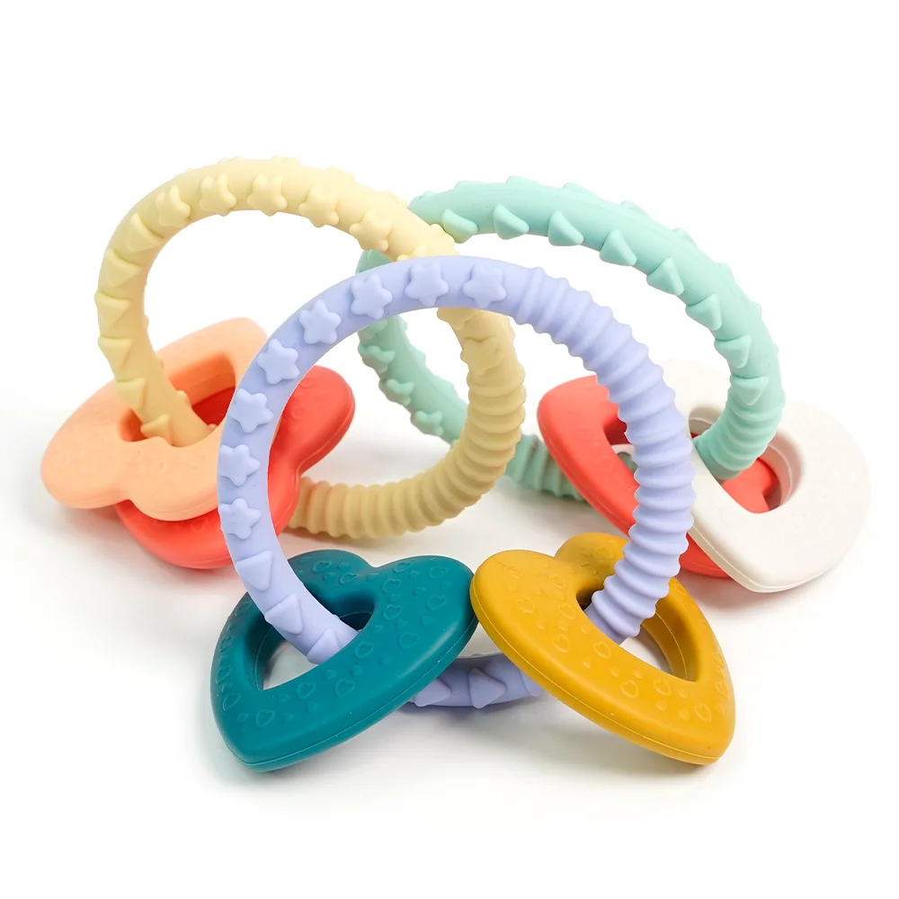 OEM Welcomed Baby Nursing Organic Baby Necklace Rattles Toys Baby Teether Silicone Beads Teething Wood WO Silicone Soft Toy