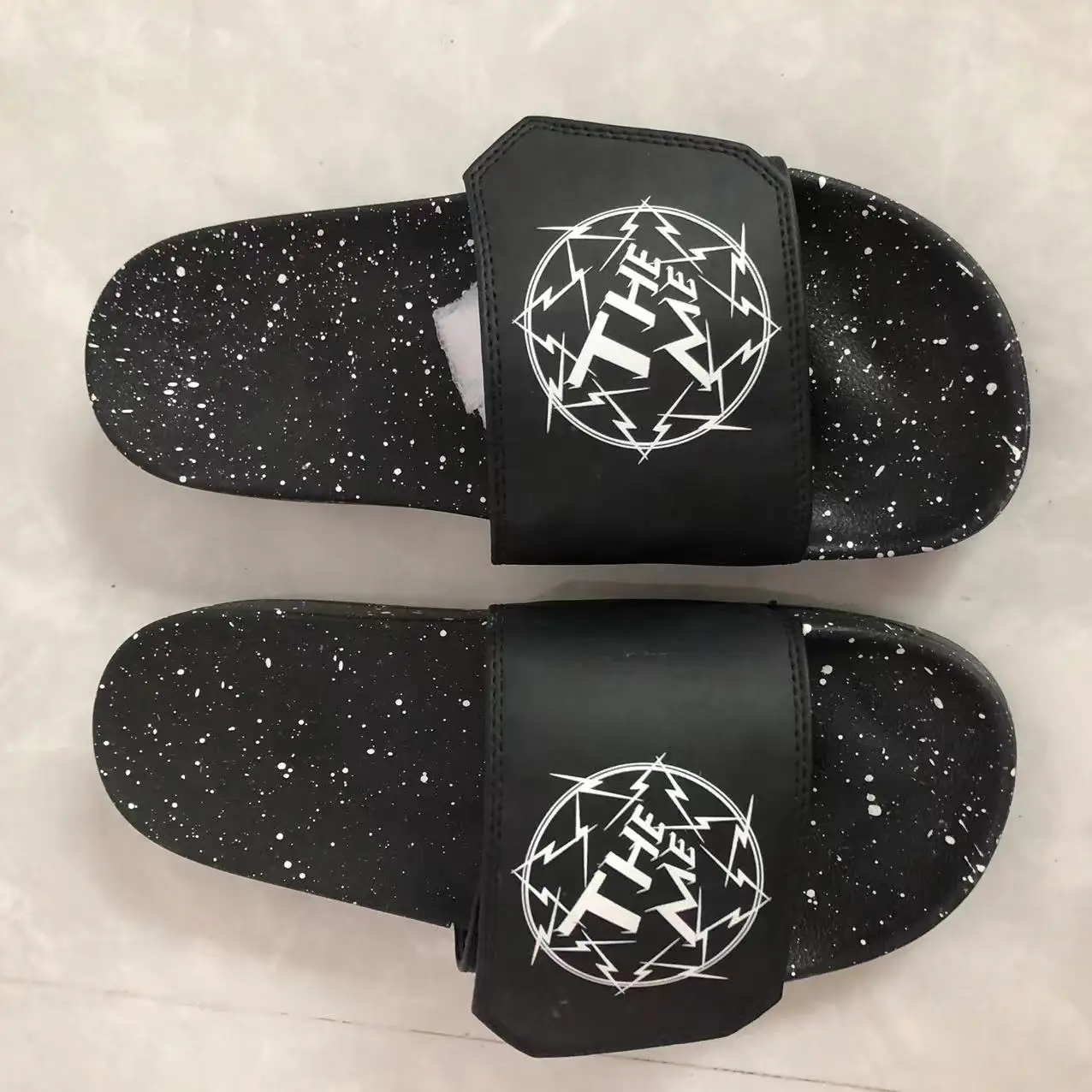 Custom 3D Embossed Logo Letters Printed Slides Sandals Branded Men Slide Slipper PVC EVA Rubber Sliders Manufacturer