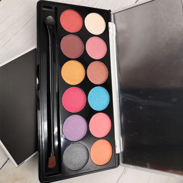 High Quality Low MOQ  Pigmented  matte  Eyeshadow  Chameleon Shimmer   Eyeshadow Palette