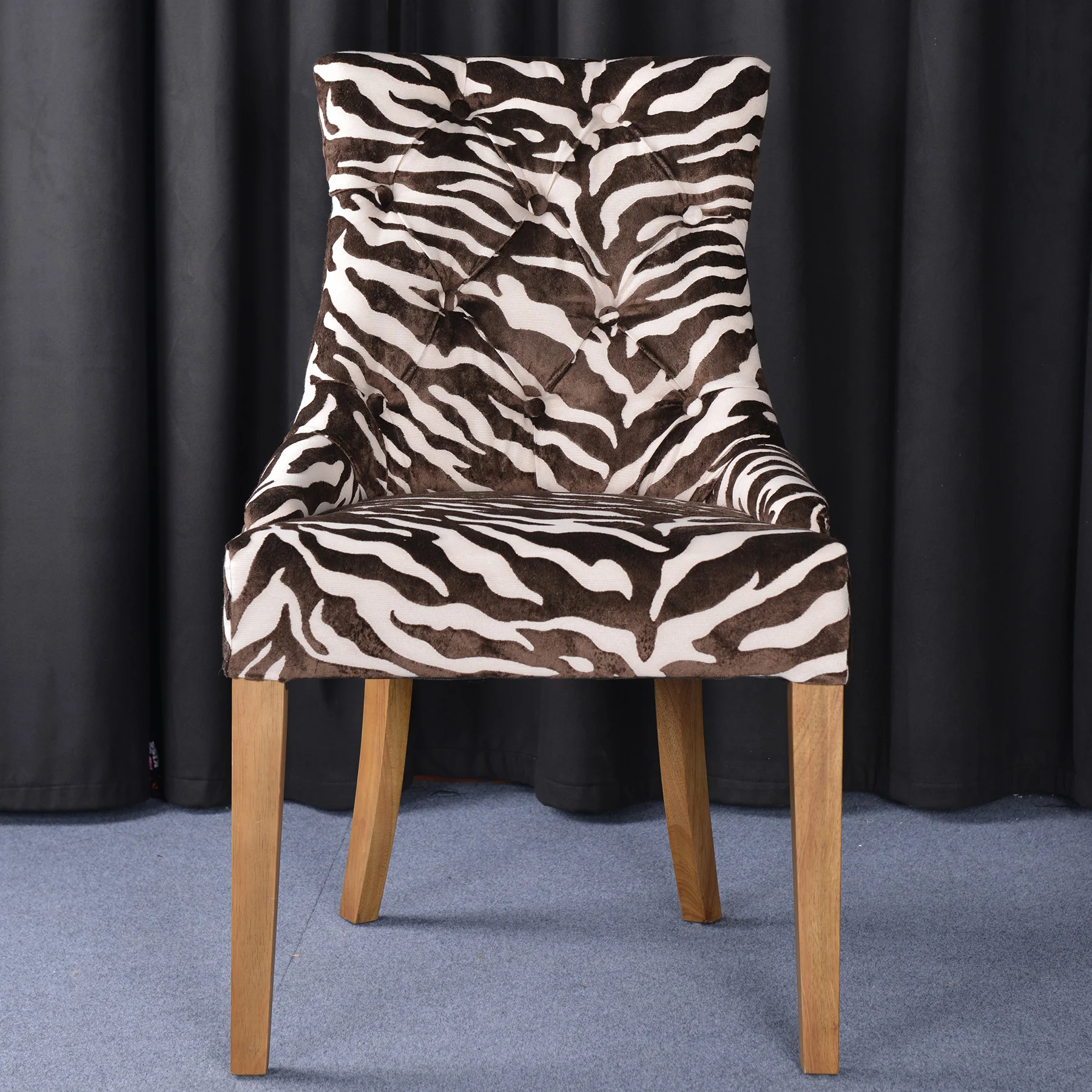 American Luxury Country Style Living Room Solid Wood Single Chair Fashion Tiger Zebra Printing Rivet Dining Chair