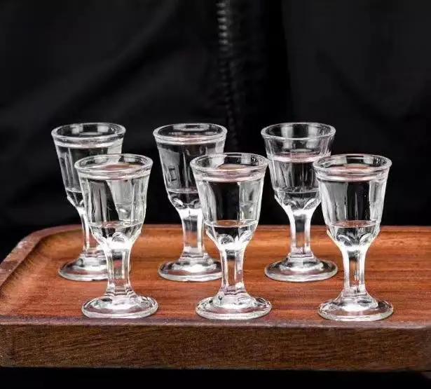 8ml 10ml Mini Stemware White Spirit Goblet Maotai Wine Glass Cup Tiny Shot Glass With Foot For Baijiu Soju Liquor Saki Sake B005