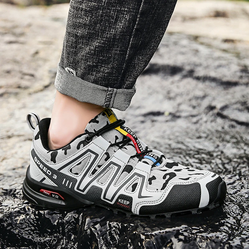 
2021 New Arrivals Men Fashion Camo Waterproof Trekking Hiking Shoes 