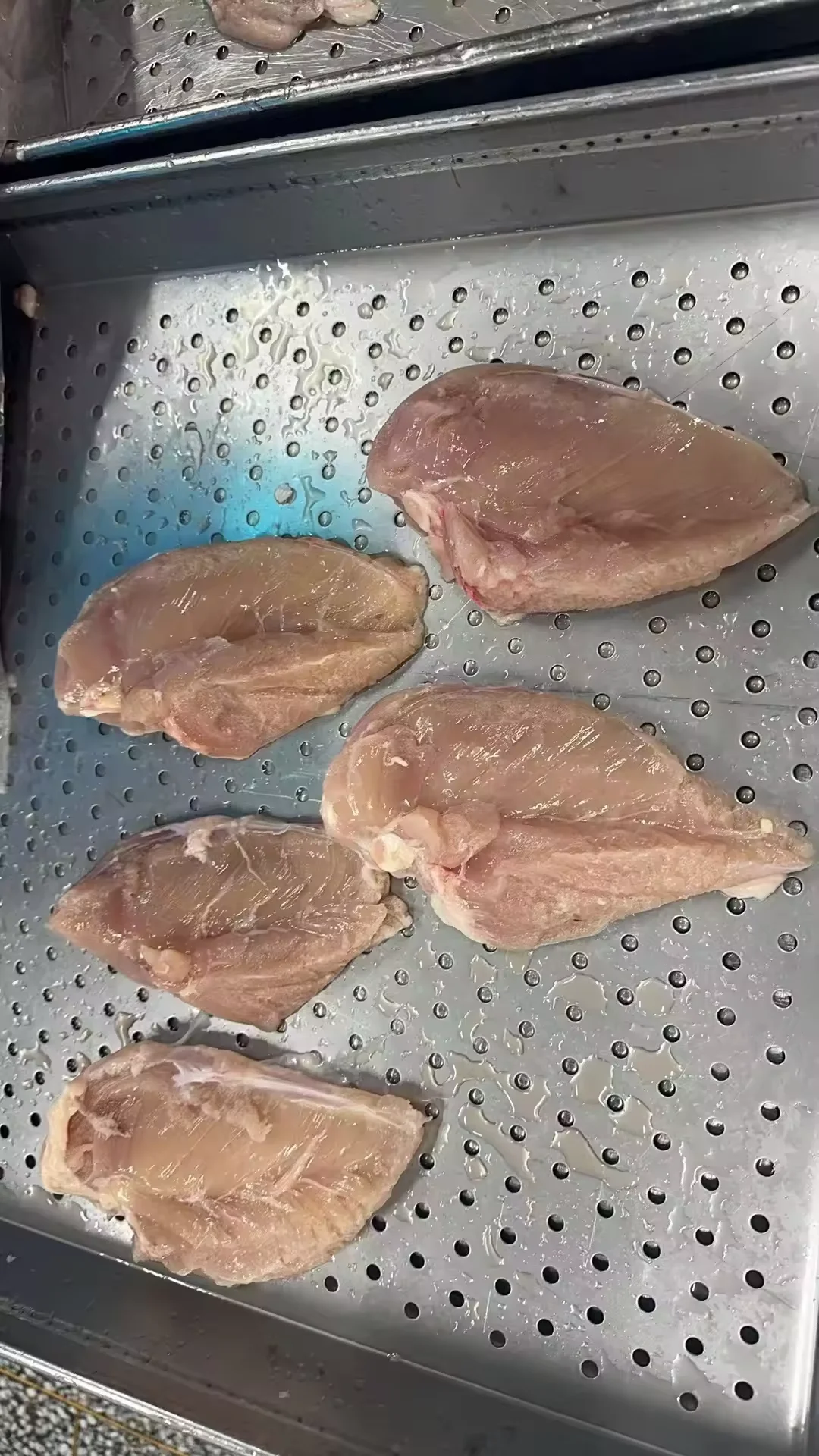 China Supplier Halal Low-Fat Boneless Skinless Frozen Chicken Breast