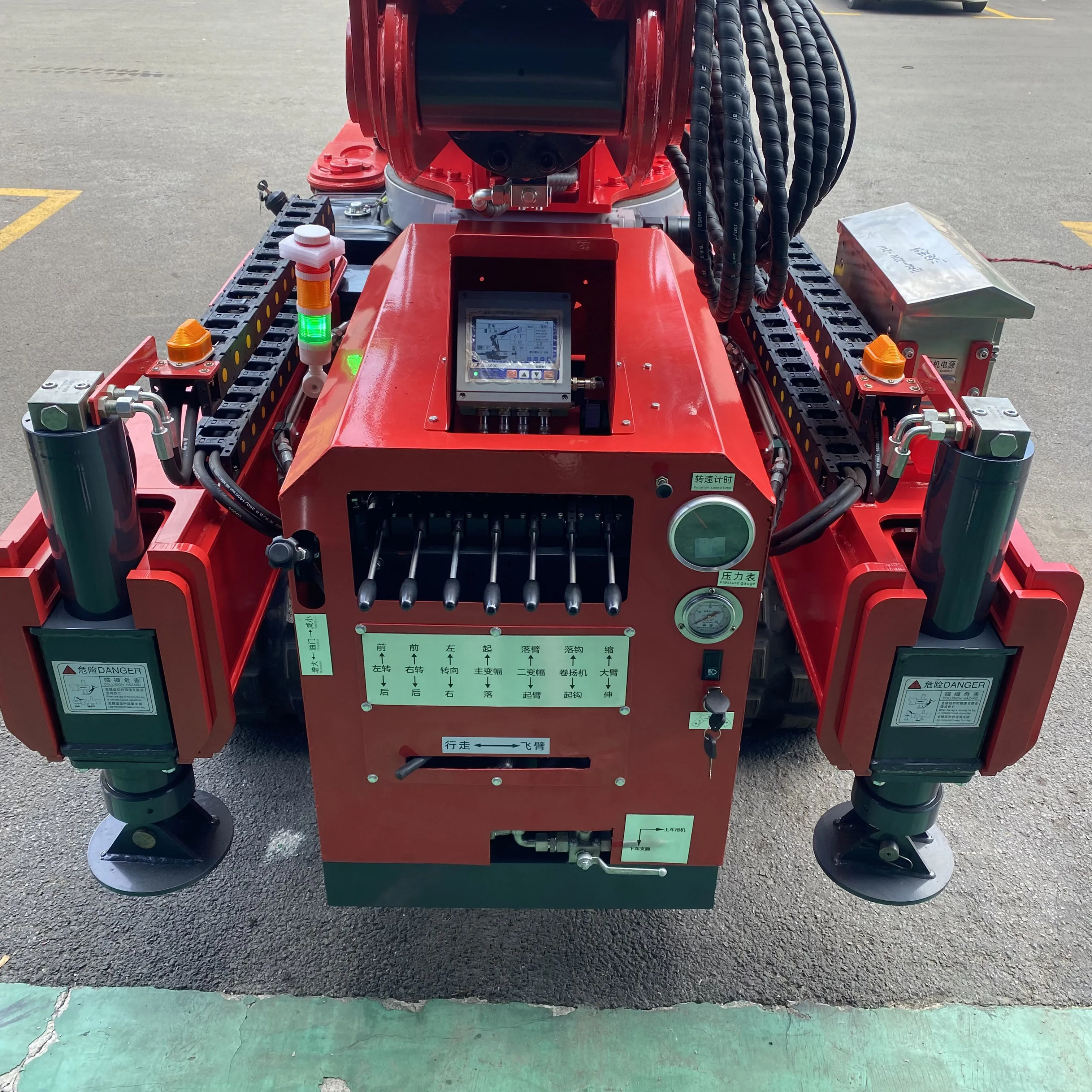 Hot Selling Low Profile Knuckle Boom Crane Truck Equipment New Used Construction Gear Motor Manufacturing Plant Folding Boom