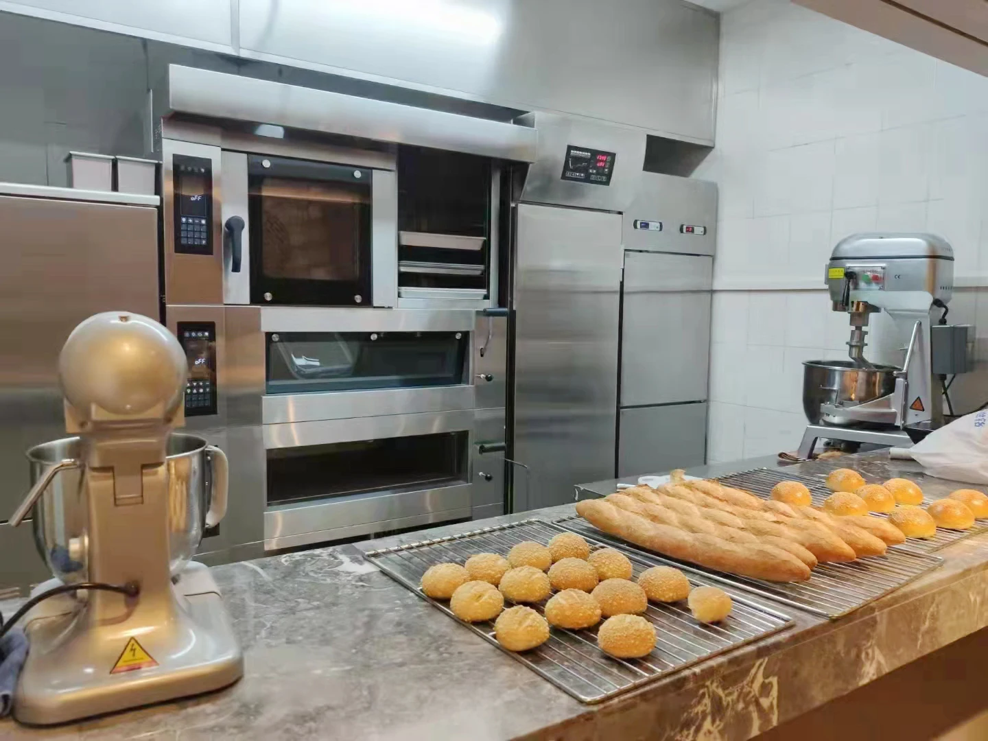 Cheap Price Industrial Bread Cake Pizz Stainless Steel 1 Deck 2 Trays Gas Deck Oven