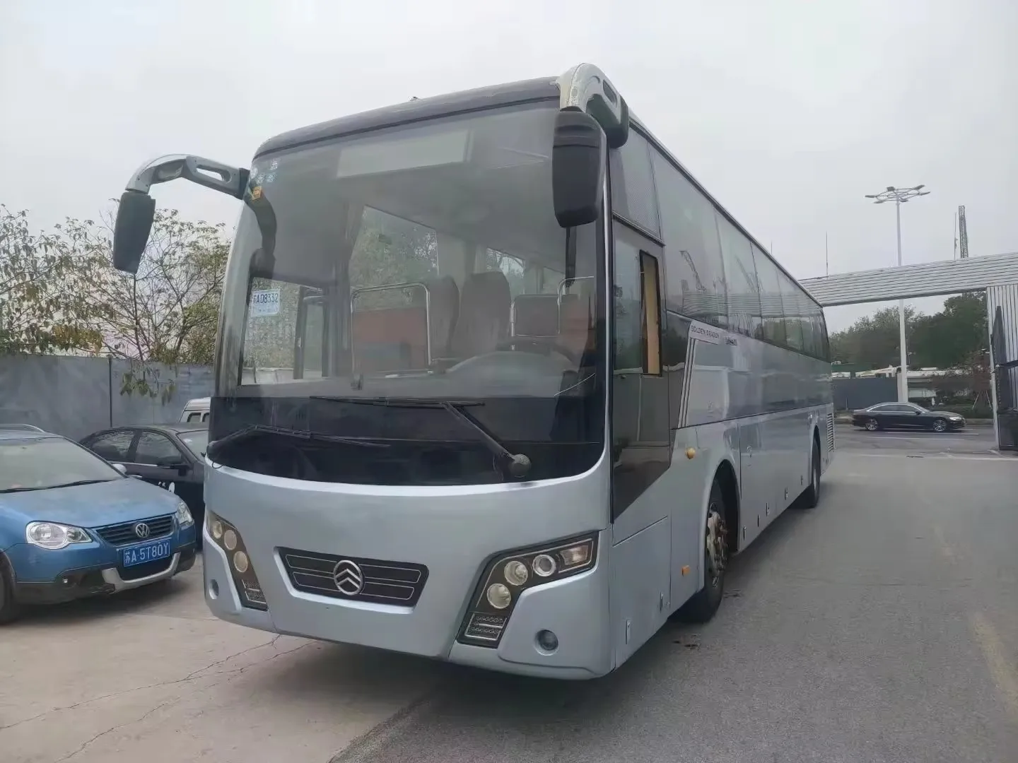 Best Selling Kinglongs Bus Left Hand Drive XML6127 Prices Kinglong Electric bus Sleeper Bous Kinglong For Sale
