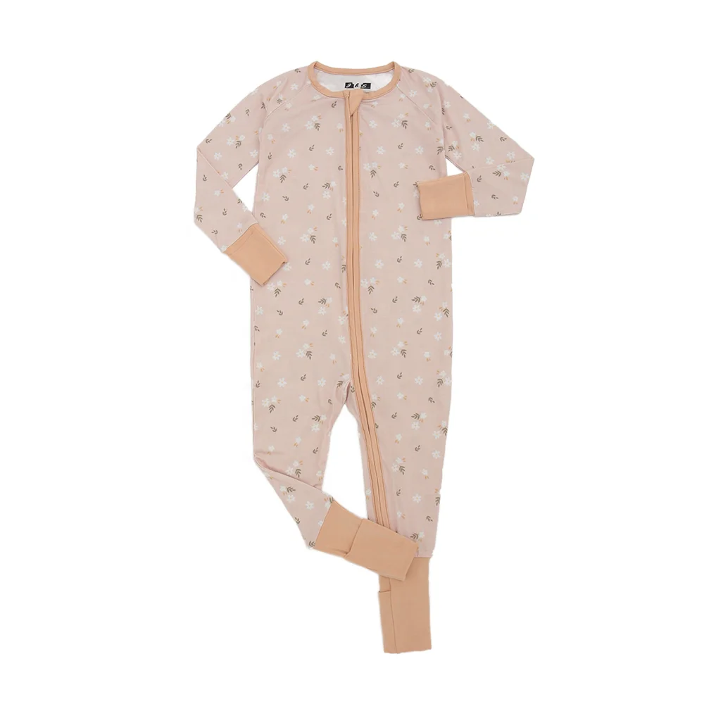 New Hot Sales Infant Pajamas Rompers Soft Breathable Bamboo Knitted Baby Clothes with Zipper Ruffle Custom Print for Autumn