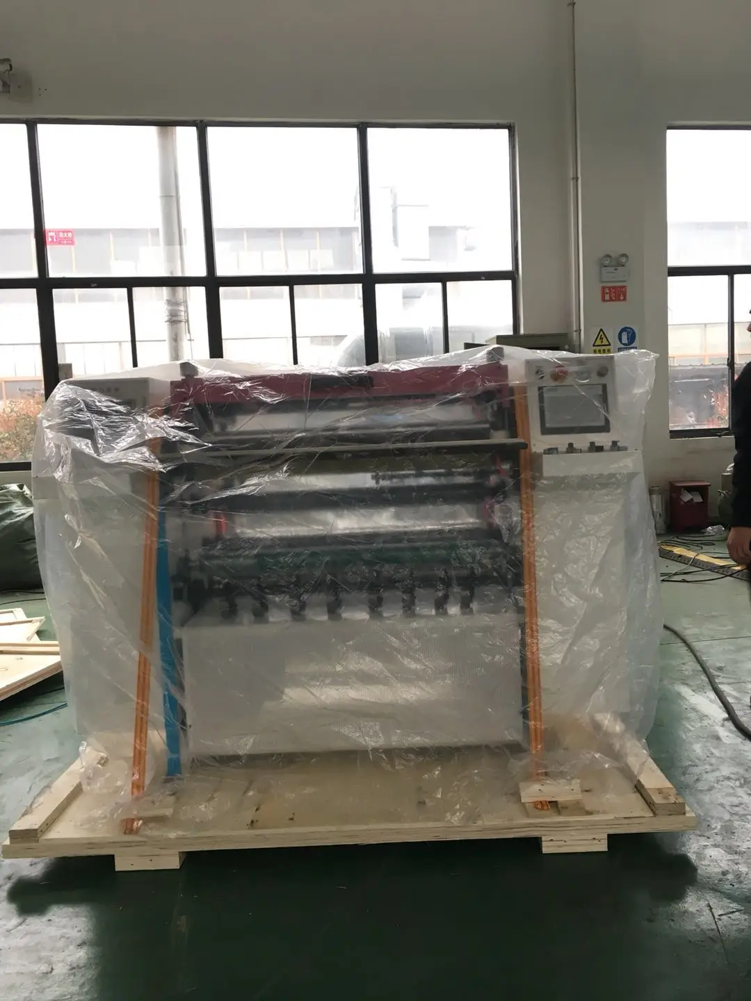 Jota Machinery Industrial Semi-automatic Thermo Paper Unwinder Rewinder